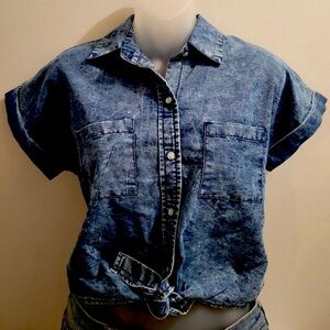 Sim & Sam Denim Button Front Short Sleeve Tie up Top blue Sz XL Fits (M/L)